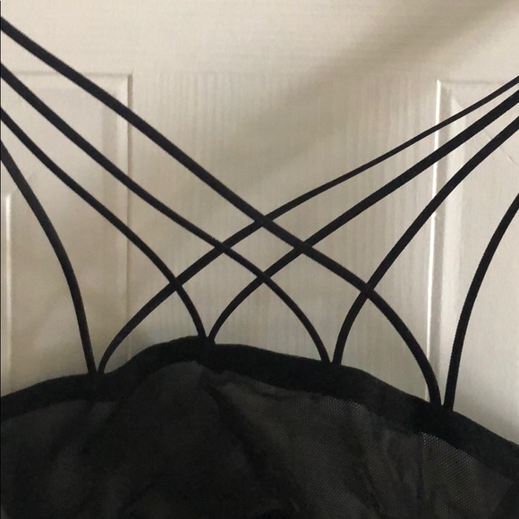 Bras - Picture 2 of 2